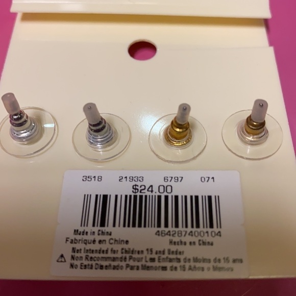 3/$20. Van Heusen Earrings - Picture 4 of 7